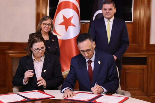 توقيع مذكرة تفاهم لإنشاء منطقة اقتصادية حرة تونسية- ليبية بمعبر رأس جدير