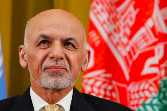 الإمارات تعلن استقبال رئيس أفغانستان "الهارب"