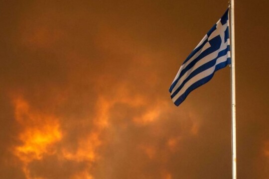 اليونان: تحطم طائرة خلال إخماد الحرائق ونجاة قائدها