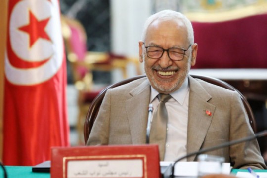 الغنوشي: تونس مُتَجهة نحو العودة إلى الديمقراطية