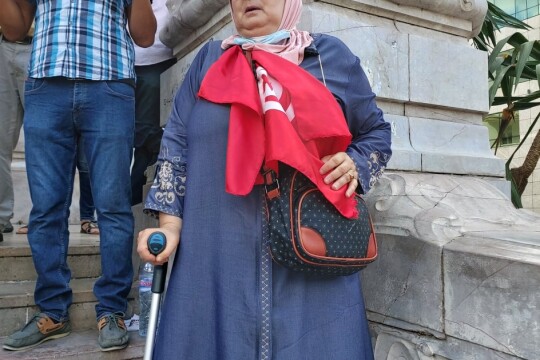 والدة النائب المسجون ياسين العياري: تدهورت صحَة ابني كثيرا