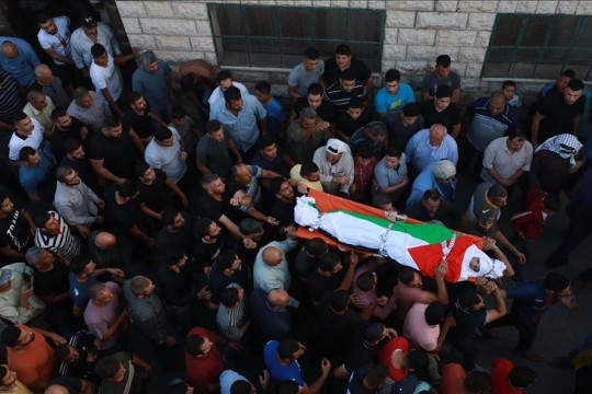 استشهاد فلسطينية في حادثة صادمة: تركها جنود الاحتلال تنزف حتى الموت