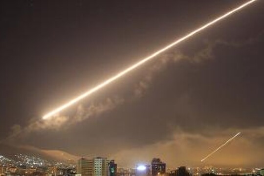 موسكو: الجيش السوري أسقط 22 صاروخا في الغارة الإسرائيلية