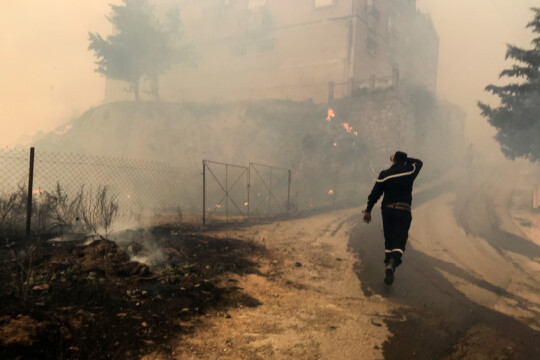 الجزائر تعلن إخماد كلّ الحرائق المشتعلة في تيزي وزو