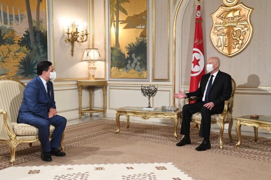 وزير الخارجية المغربي يحمل رسالة شفوية من الملك إلى الرئيس قيس سعيد