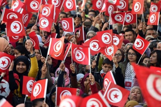 ردود أفعال دولية بين رافض للانقلاب ومحذّر من إفشال المسار الديمقراطي في تونس