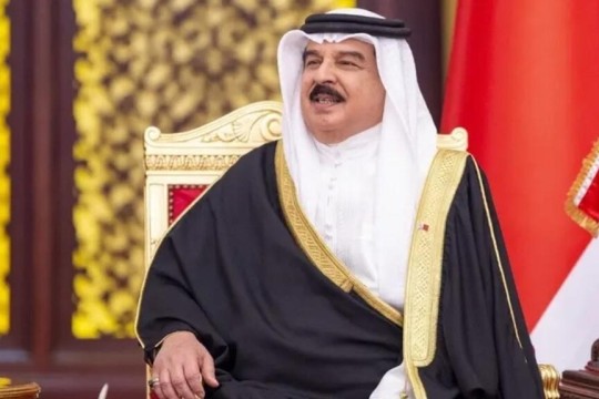 العاهل البحريني يعين ولي العهد رئيسا للوزراء ويقر تشكيلته الوزارية