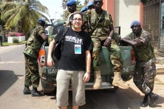 كيف تمّ الاعتداء على صحافيين جزائريين في الكاميرون؟