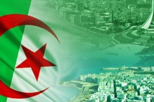 الحكومة الجزائرية تخفف إجراءات الحجر الصحي
