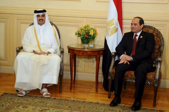 الرئيس المصري السيسي وأمير قطر يجتمعان لأول مرة منذ المصالحة
