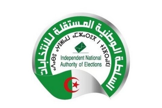 السلطة الجزائرية للانتخابات تعقد اجتماعا مع 14 حزبا