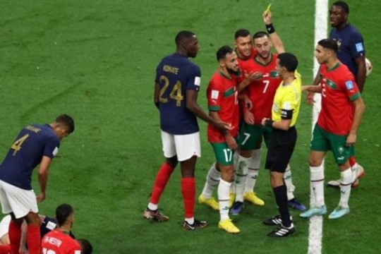 المغرب يتقدم باحتجاج رسمي  للفيفا على "ظلم تحكيمي" في نصف النهائي ضد فرنسا