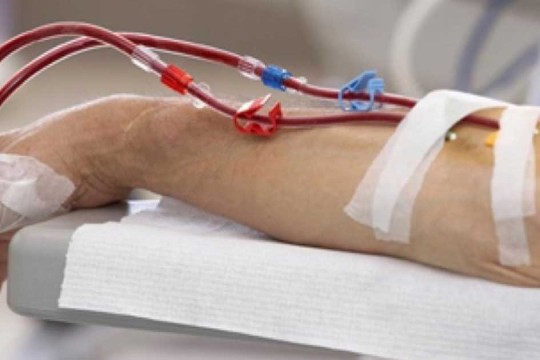 تعليق قرار إيقاف الخدمات بمصحّات تصفية الدم