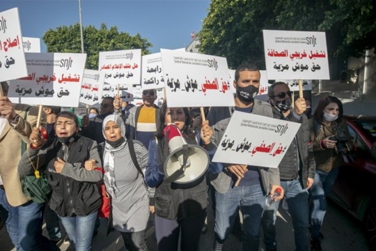 نقابة الصحفيّين تفضح رئاسة الجمهورية وتقر سلسلة تحركات احتجاجية!