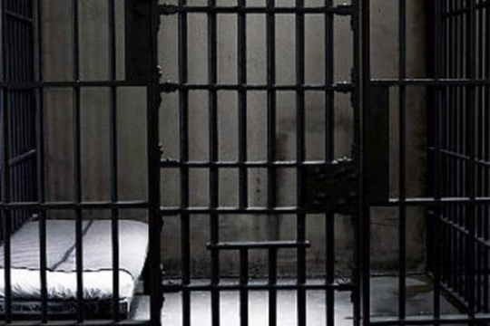 سجن صواف: حريق في غرفة مساجين