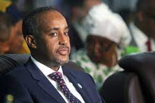 إيقاف وزير خارجية الصومال عن العمل بشبهات فساد