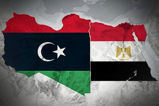 ليبيا توقع 14 اتفاقية اقتصادية مع مصر بقيمة مليارات الدولارات