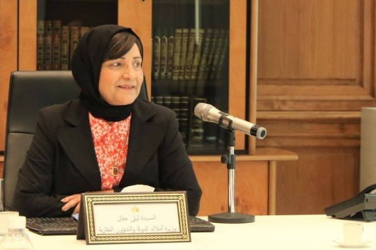 قضاة معفيون يودعون 37 شكاية جزائية ضد وزيرة العدل