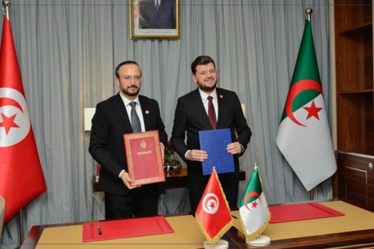 إمضاء مذكّرة تفاهم لتعزيز التعاون بين تونس والجزائر في مجال دعم المؤسسات الناشئة
